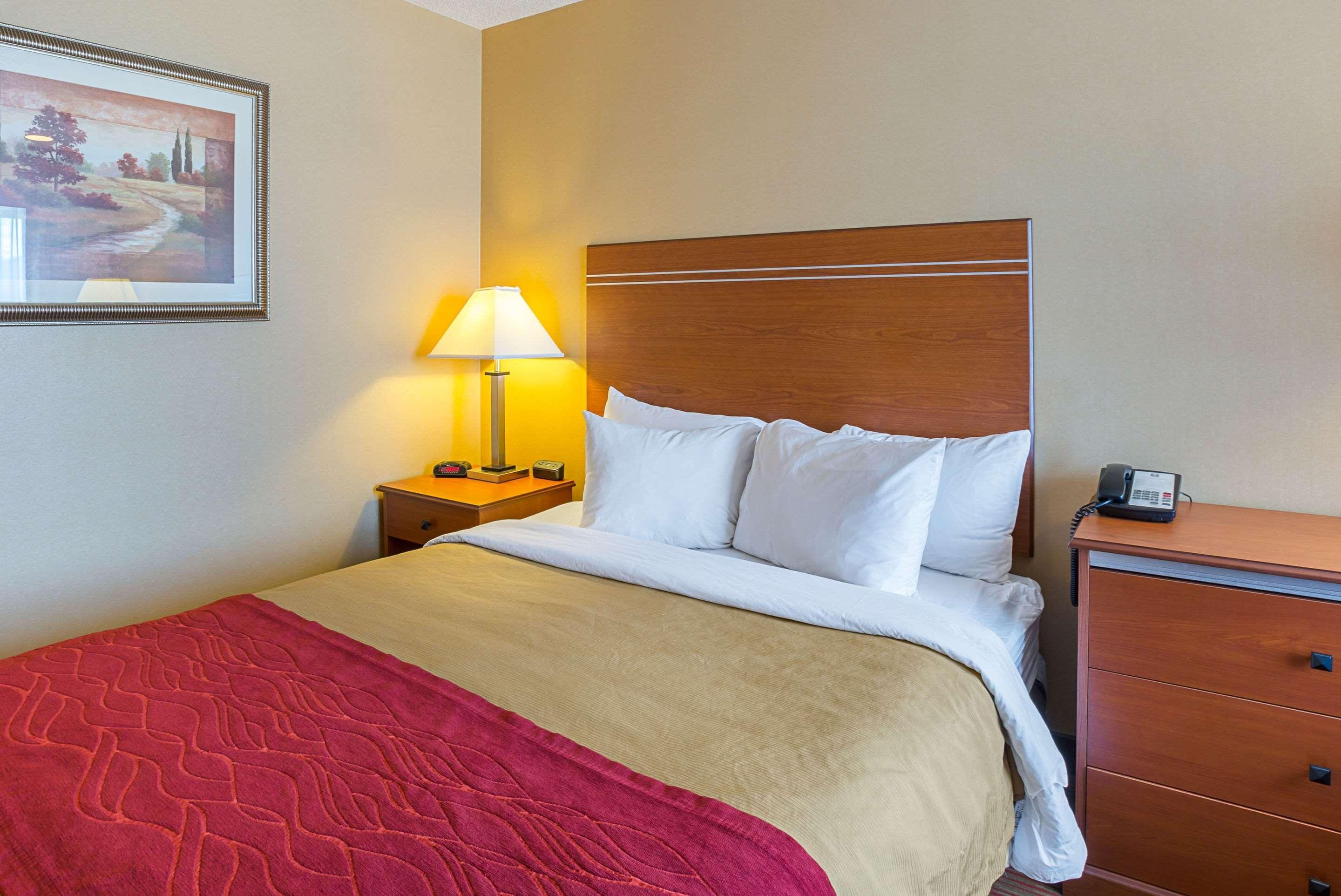 Quality Inn York Exterior photo